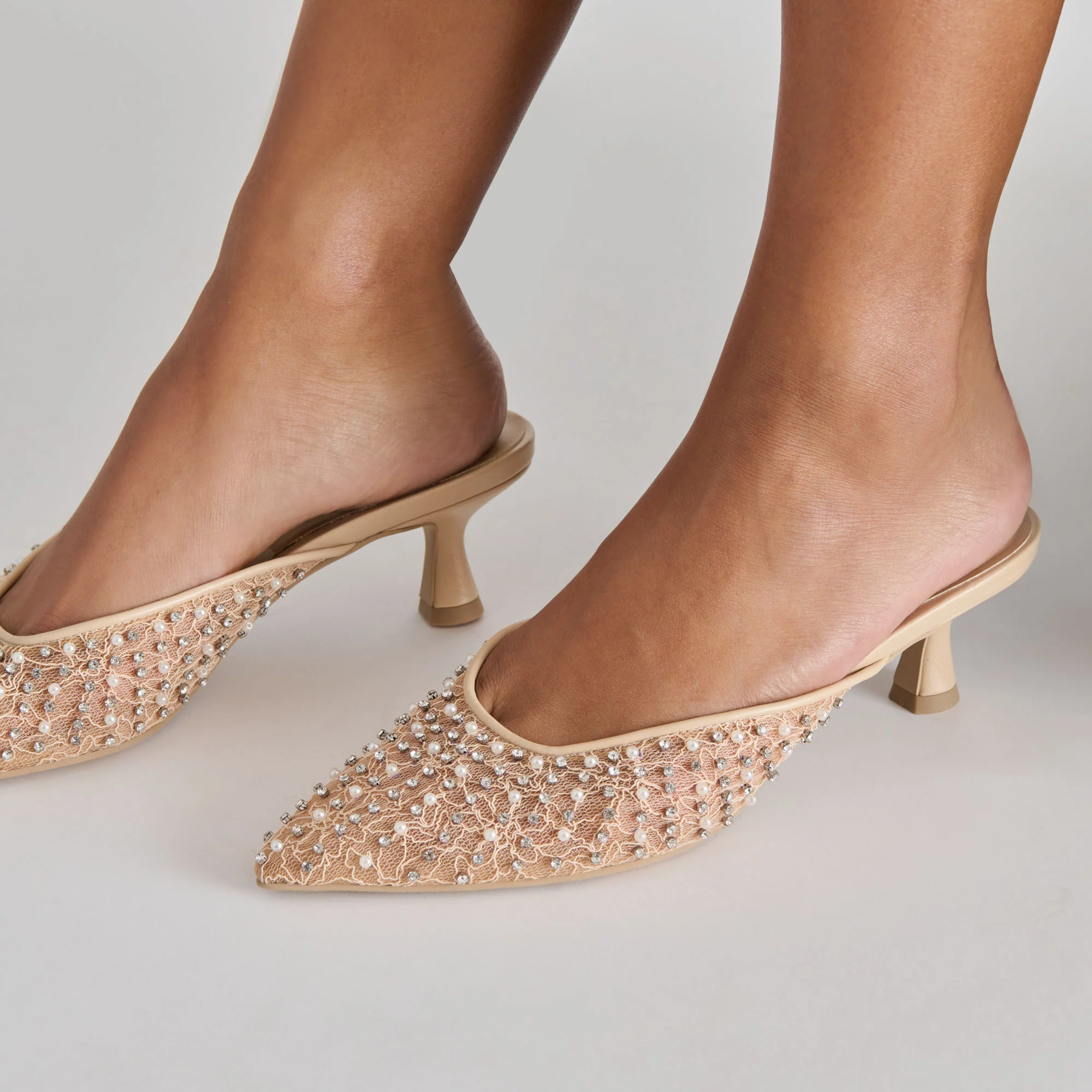 CLEO PEARL HEELS BLUSH LACE MESH - Image 4