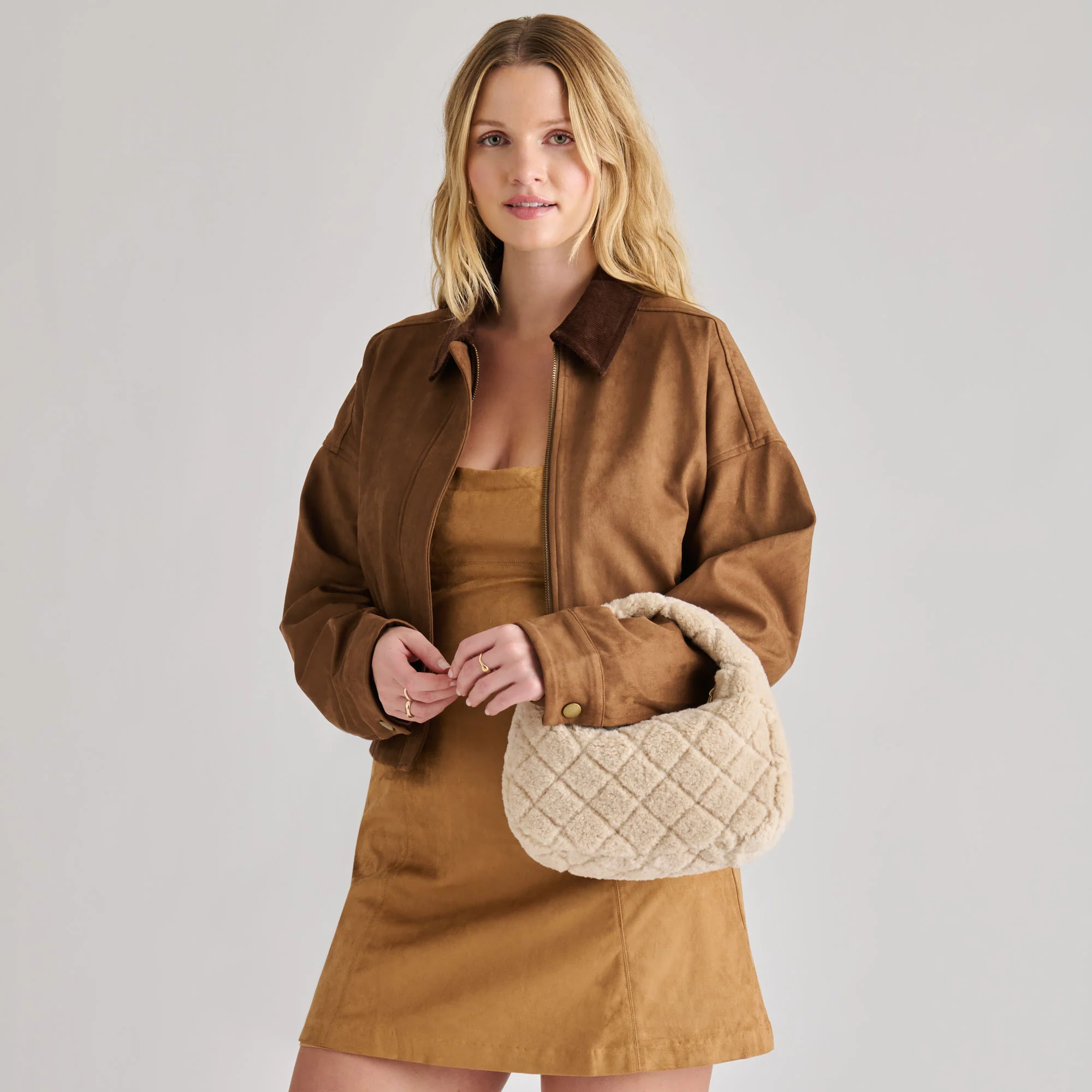 FRANKIE HANDBAG NATURAL PLUSH - Image 4
