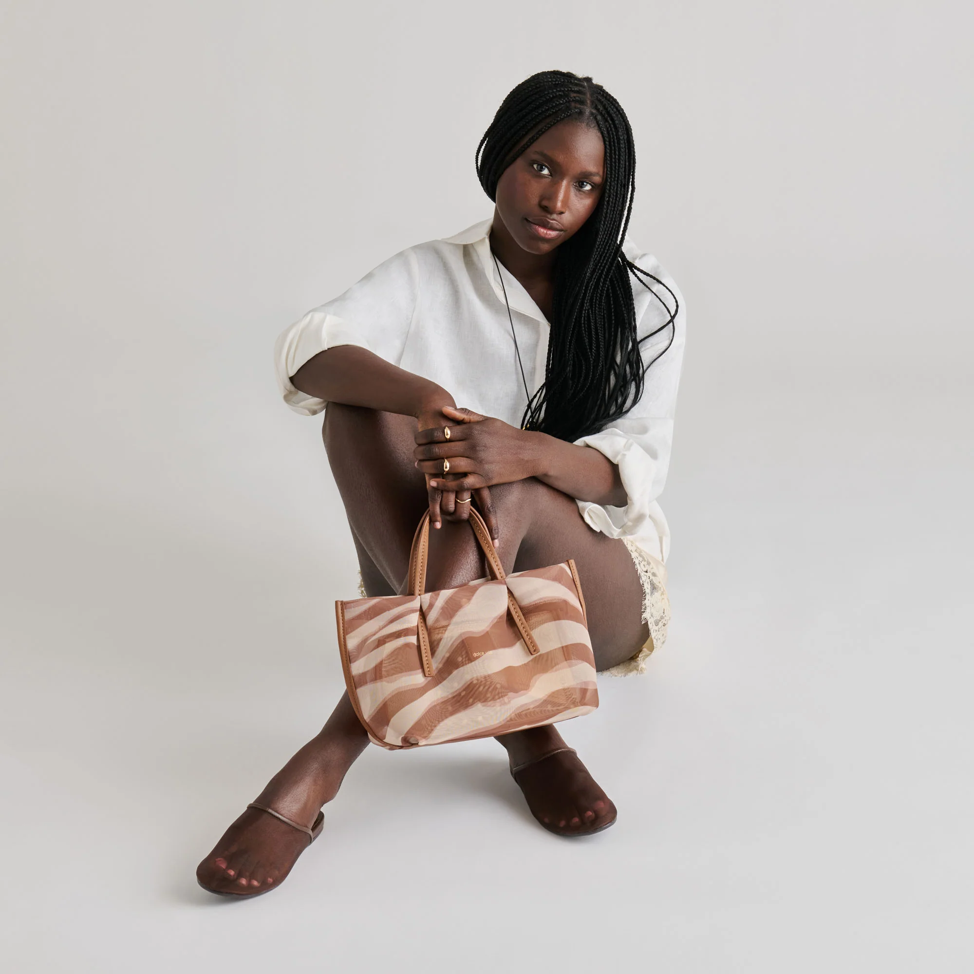 GENI FLATS CHOCOLATE MESH - Image 6