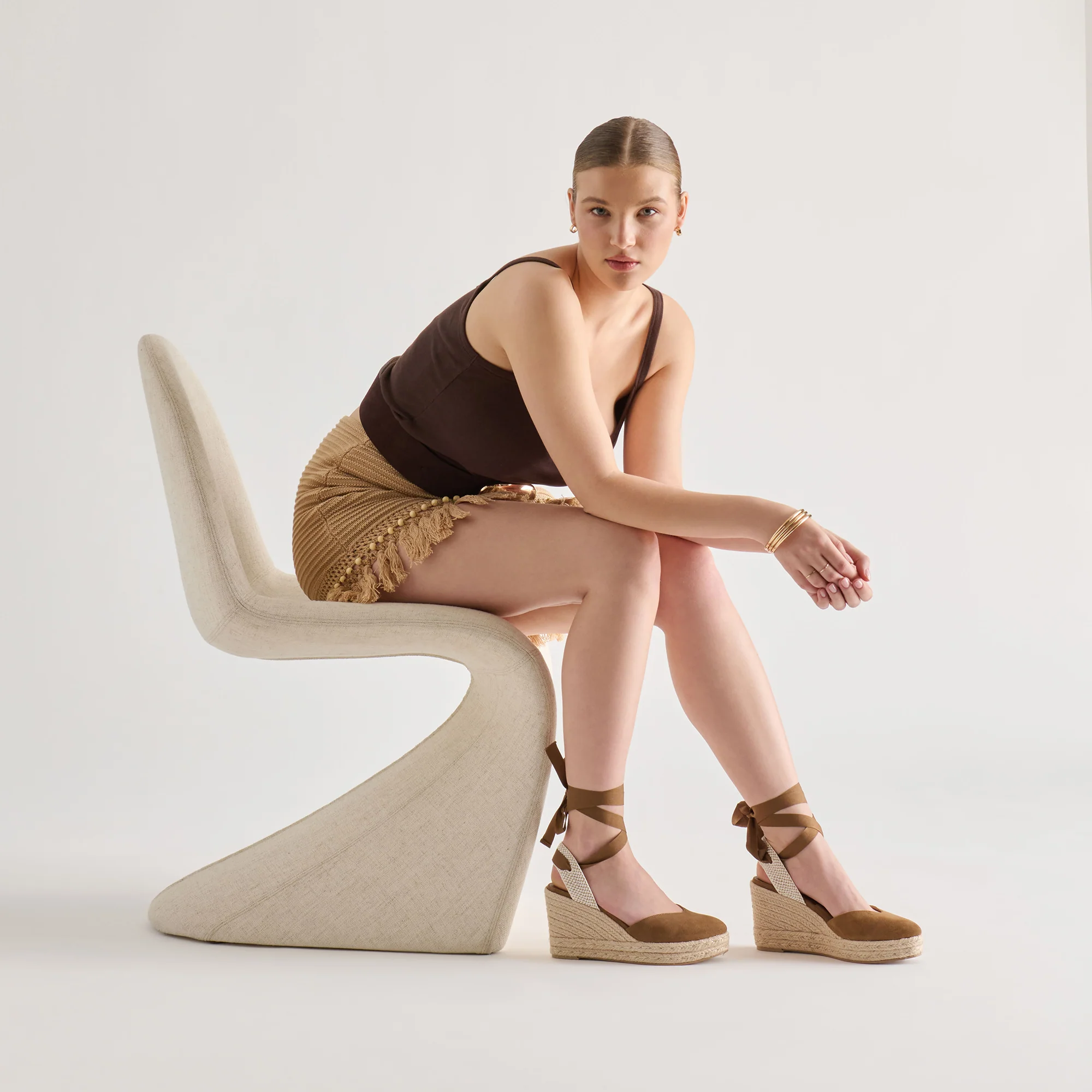 NOURA WEDGES LT BROWN SUEDE - Image 8