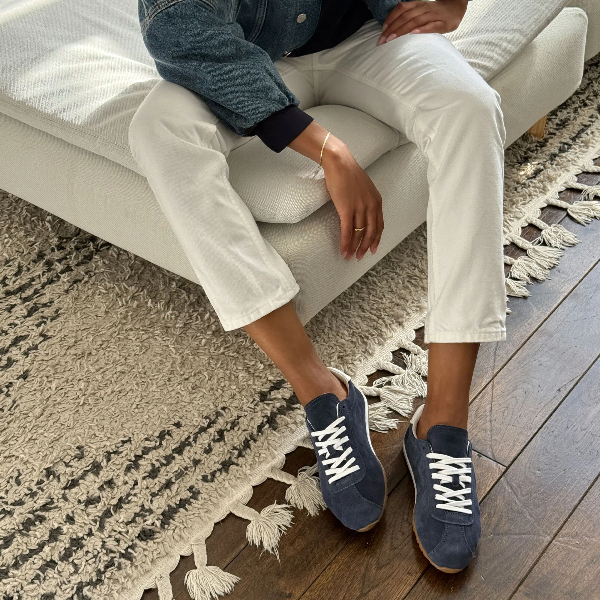 SERINA SNEAKERS NAVY SUEDE - Image 2
